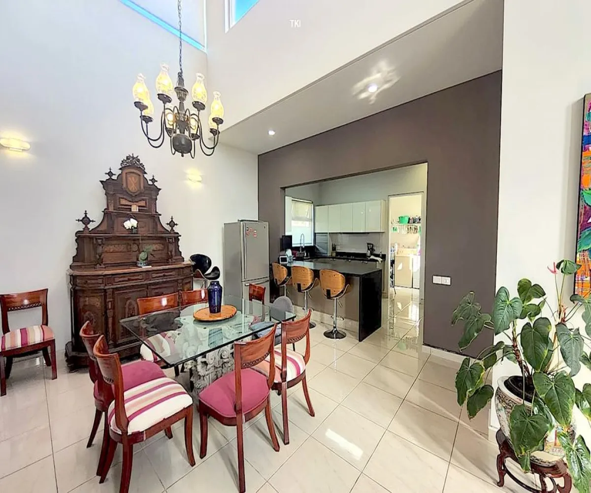 Casa En Venta,fraccionamiento Rinconada de Santa anita,Santa Anita 601 67, México, Jalisco 45645, 3 Habitaciones,3 Baños,Santa Anita,1,p8Iq969 Casa En Venta,fraccionamiento Rinconada de Santa anita,Santa Anita 601 67, México, Jalisco 45645, 3 Habitaciones,3 Baños,Santa Anita,1,p8Iq969