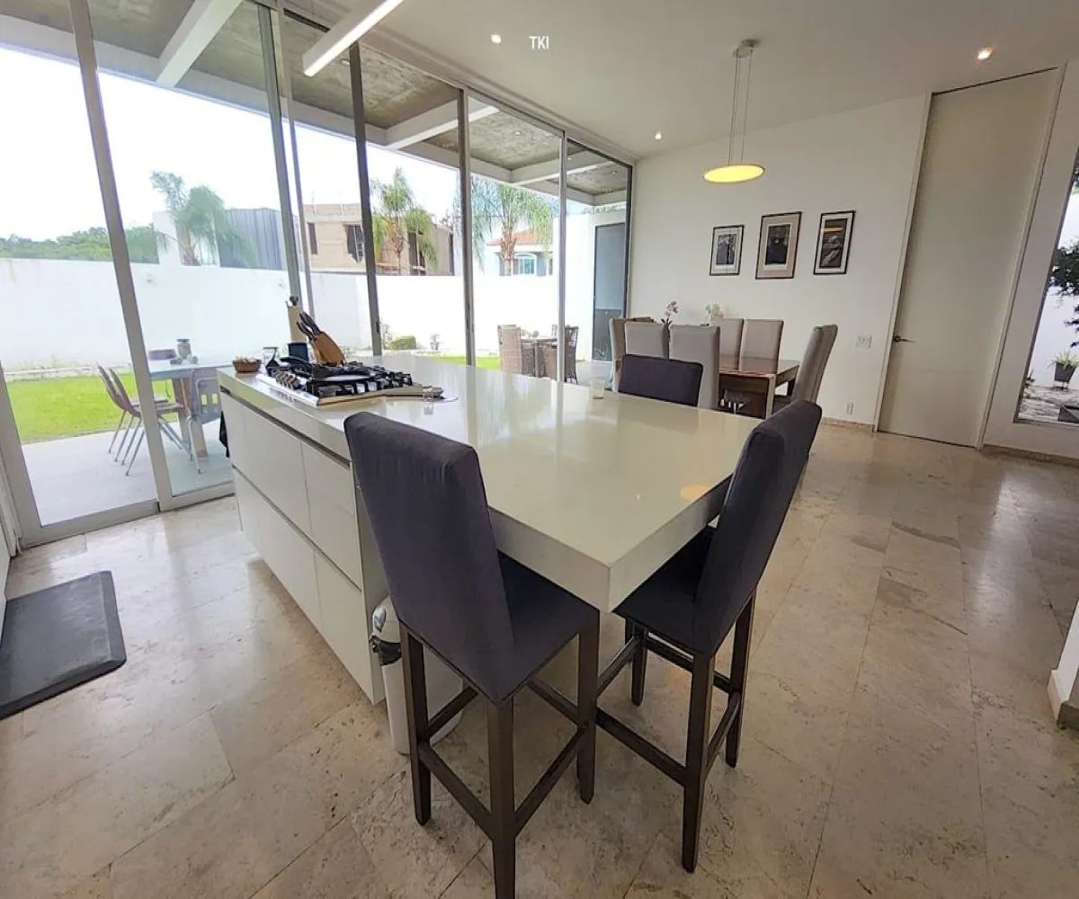 Casa En Venta,Santa Anita,Santa Anita 601 73, Tlajomulco de Zúñiga, Jalisco 45600, 4 Habitaciones,5 Baños,Santa Anita,2,pUVVAiw Casa En Venta,Santa Anita,Santa Anita 601 73, Tlajomulco de Zúñiga, Jalisco 45600, 4 Habitaciones,5 Baños,Santa Anita,2,pUVVAiw