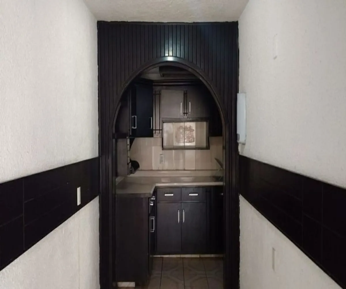 Casa En Venta,Fracc Parques De Zapopan,Calle Santa Monica 62, Zapopan, Jalisco 45138, 2 Habitaciones,1 Baño,Calle Santa Monica,1,pDVV8wM