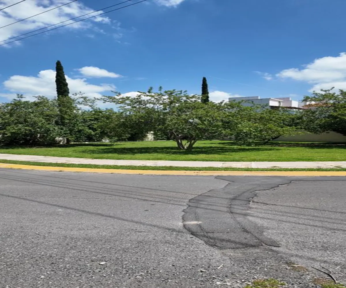 Terreno En Venta,Valle De Las Flores,Valle de las Flores 160, Tlajomulco de Zúñiga, Jalisco 45680,Valle de las Flores,pe9FR2x Terreno En Venta,Valle De Las Flores,Valle de las Flores 160, Tlajomulco de Zúñiga, Jalisco 45680,Valle de las Flores,pe9FR2x