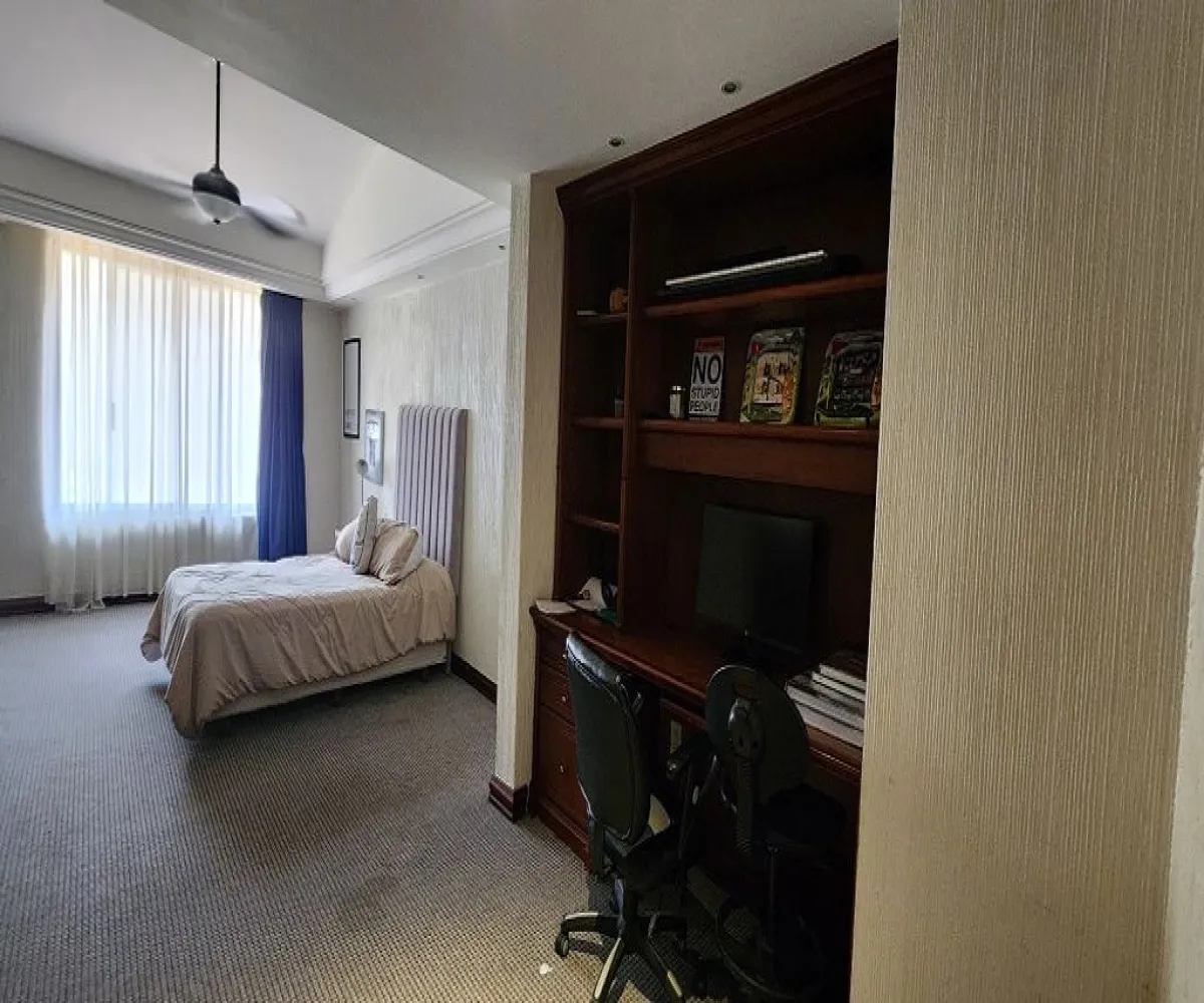 Casa En Venta,Santa Anita,Paseo de Santa Anita 426, Tlajomulco de Zúñiga, Jalisco 45645, 4 Habitaciones,5 Baños,Paseo de Santa Anita ,2,pANm96l