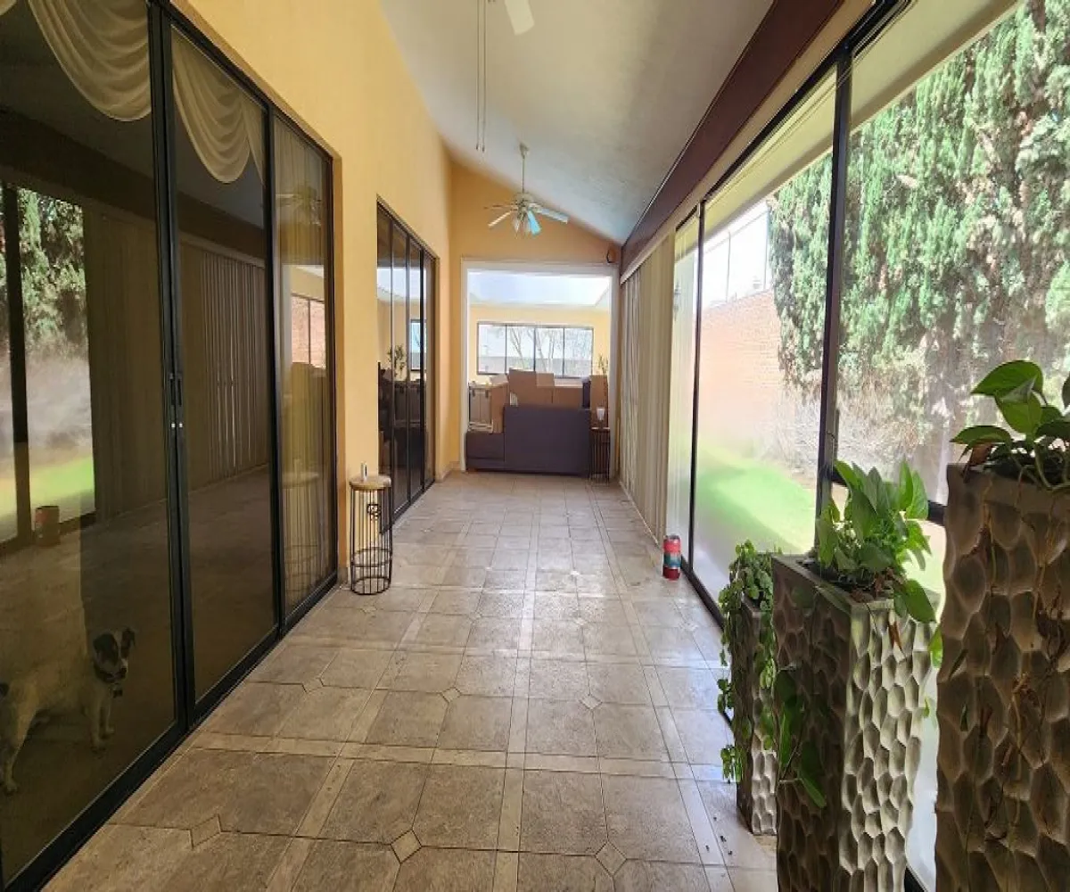Casa En Venta,Santa Anita,Paseo de Santa Anita 426, Tlajomulco de Zúñiga, Jalisco 45645, 4 Habitaciones,5 Baños,Paseo de Santa Anita ,2,pANm96l