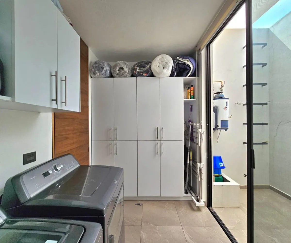 Casa En Venta,Residencial Los Sueños,Av Vallarta 2701, Zapopan, Jalisco, 3 Habitaciones,4 Baños,Av Vallarta,2,pMk4MN7 Casa En Venta,Residencial Los Sueños,Av Vallarta 2701, Zapopan, Jalisco, 3 Habitaciones,4 Baños,Av Vallarta,2,pMk4MN7