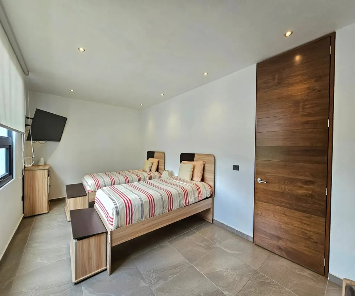 Casa En Venta,Residencial Los Sueños,Av Vallarta 2701, Zapopan, Jalisco, 3 Habitaciones,4 Baños,Av Vallarta,2,pMk4MN7 Casa En Venta,Residencial Los Sueños,Av Vallarta 2701, Zapopan, Jalisco, 3 Habitaciones,4 Baños,Av Vallarta,2,pMk4MN7