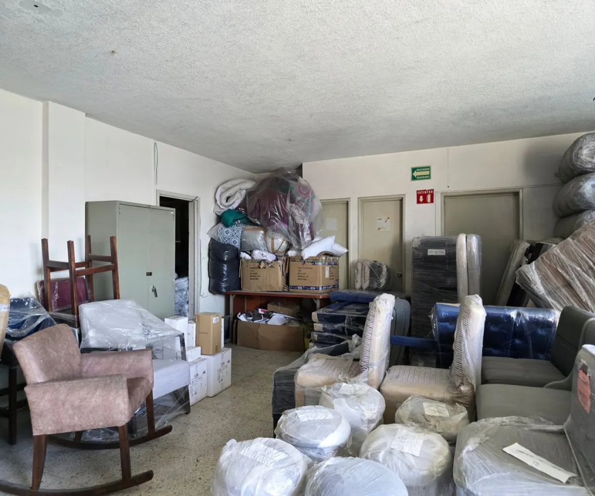 Industrial En Venta,Oblatos,Calle Josefa Ortiz de Domínguez 735, Guadalajara, Jalisco 44370,Calle Josefa Ortiz de Domínguez,2,poBBkOb Industrial En Venta,Oblatos,Calle Josefa Ortiz de Domínguez 735, Guadalajara, Jalisco 44370,Calle Josefa Ortiz de Domínguez,2,poBBkOb