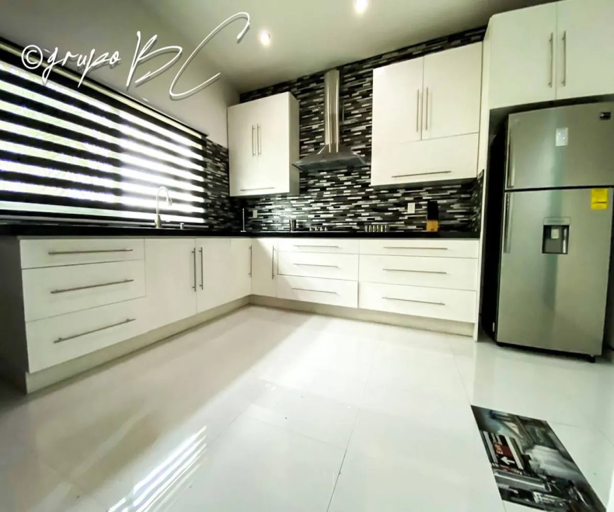 Casa En Venta,SAN ISIDRO MAZATEPEC,MARGARITA 2, Tala, Jalisco 45340, 2 Habitaciones,4 Baños,MARGARITA,3,pITfPdz Casa En Venta,SAN ISIDRO MAZATEPEC,MARGARITA 2, Tala, Jalisco 45340, 2 Habitaciones,4 Baños,MARGARITA,3,pITfPdz