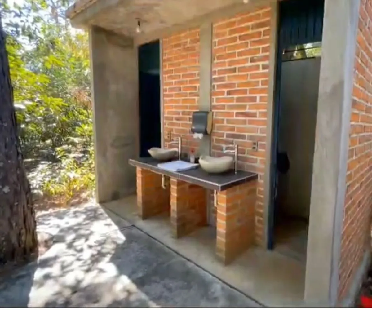 En Venta,El Guayabo,Camino al Mezcal 5, Mazamitla, Jalisco 49500, 2 Habitaciones,2 Baños,Camino al Mezcal,1,pWpNORe En Venta,El Guayabo,Camino al Mezcal 5, Mazamitla, Jalisco 49500, 2 Habitaciones,2 Baños,Camino al Mezcal,1,pWpNORe