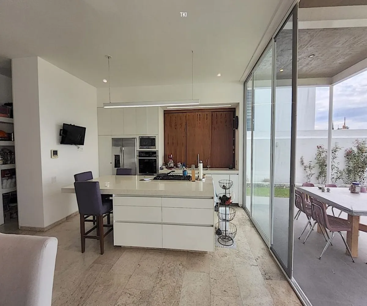 Casa En Venta,Rinconada de Santa Anita ,Paseo de Santa Anita 601, Tlajomulco de Zúñiga, Jalisco 45645, 4 Habitaciones,5 Baños,Paseo de Santa Anita,2,pOC6X7N Casa En Venta,Rinconada de Santa Anita ,Paseo de Santa Anita 601, Tlajomulco de Zúñiga, Jalisco 45645, 4 Habitaciones,5 Baños,Paseo de Santa Anita,2,pOC6X7N