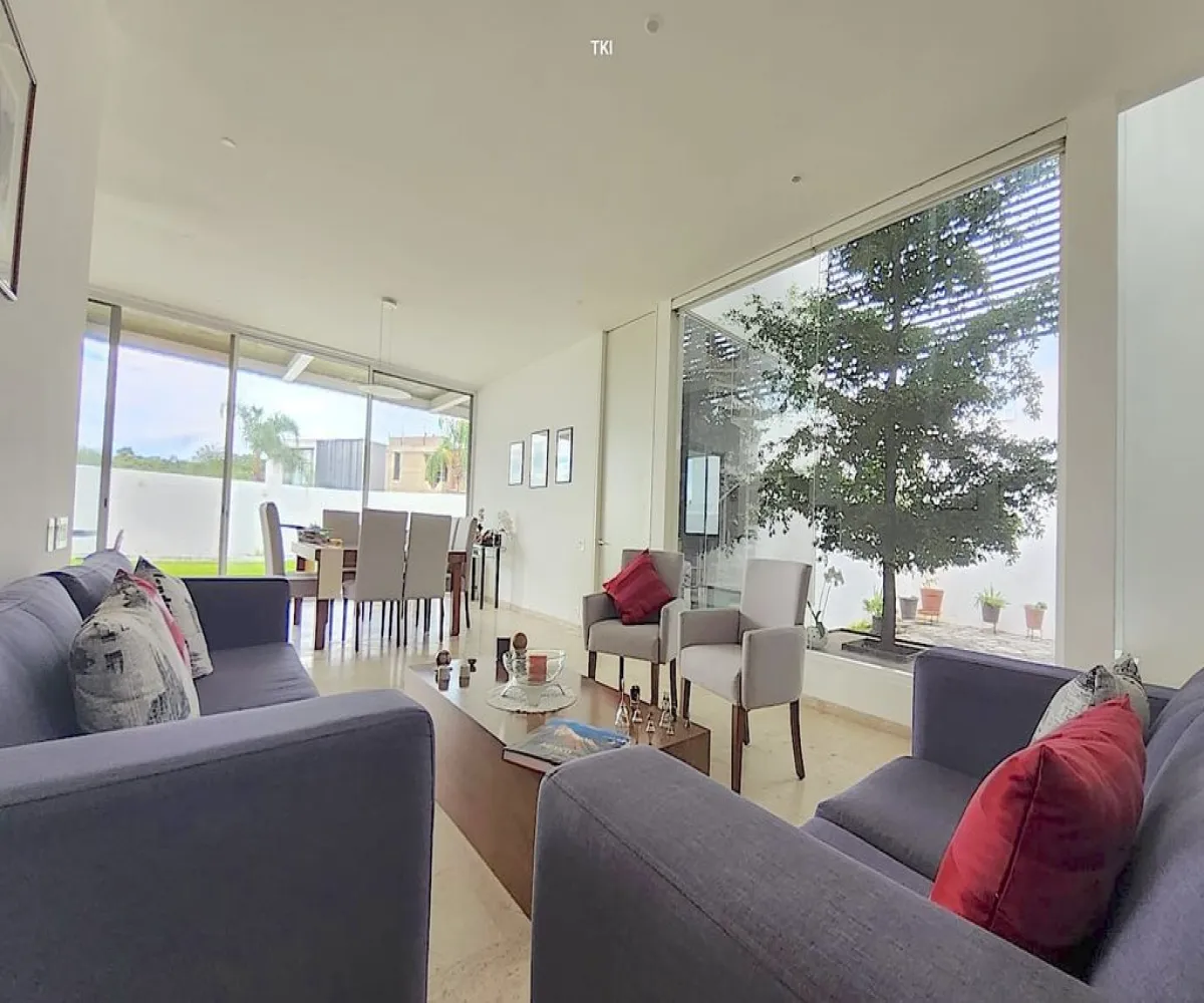 Casa En Venta,Rinconada de Santa Anita ,Paseo de Santa Anita 601, Tlajomulco de Zúñiga, Jalisco 45645, 4 Habitaciones,5 Baños,Paseo de Santa Anita,2,pOC6X7N Casa En Venta,Rinconada de Santa Anita ,Paseo de Santa Anita 601, Tlajomulco de Zúñiga, Jalisco 45645, 4 Habitaciones,5 Baños,Paseo de Santa Anita,2,pOC6X7N