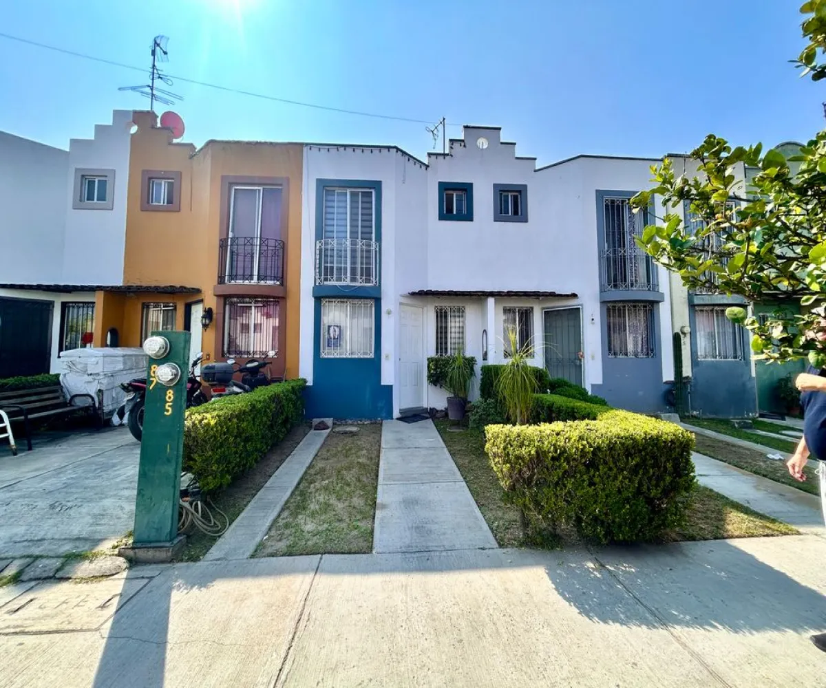 Casa En Venta,Puerta del Llano,Avenida Ganaderos de Jalisco 85, Zapopan, Jalisco 45134, 2 Habitaciones,2 Baños,Avenida Ganaderos de Jalisco,1,pcDL3t4 Casa En Venta,Puerta del Llano,Avenida Ganaderos de Jalisco 85, Zapopan, Jalisco 45134, 2 Habitaciones,2 Baños,Avenida Ganaderos de Jalisco,1,pcDL3t4