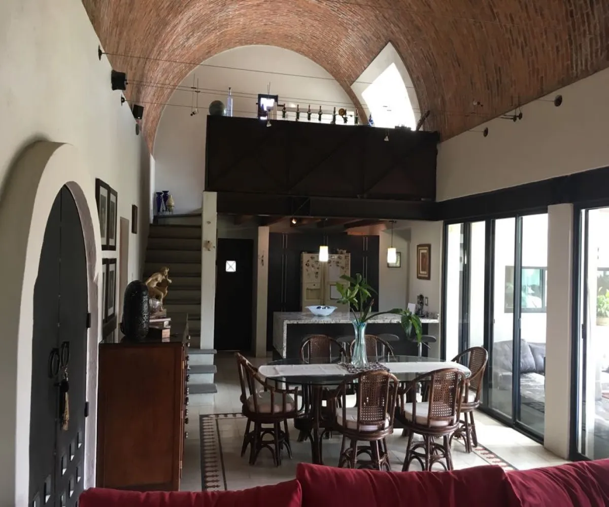 Casa En Venta,Bosques de San Isidro (Las Cañadas),Bosque de los Colomos 8 B, Zapopan, Jalisco 45133, 4 Habitaciones,4 Baños,Bosque de los Colomos,2,p7TQa0r