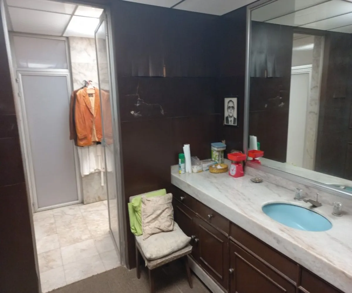 Casa En Venta,Bosques de La Victoria,Avenida Topacio S/N, Guadalajara, Jalisco 44560, 6 Habitaciones,6 Baños,Avenida Topacio,1,peQOvR2 Casa En Venta,Bosques de La Victoria,Avenida Topacio S/N, Guadalajara, Jalisco 44560, 6 Habitaciones,6 Baños,Avenida Topacio,1,peQOvR2