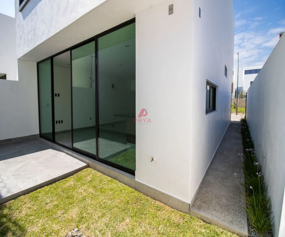 Casa En Venta,Parques Vallarta,Avenida Paseo del Norte 3322, Zapopan, Jalisco 45134, 3 Habitaciones,3 Baños,Avenida Paseo del Norte,3,pAA4MRX Casa En Venta,Parques Vallarta,Avenida Paseo del Norte 3322, Zapopan, Jalisco 45134, 3 Habitaciones,3 Baños,Avenida Paseo del Norte,3,pAA4MRX