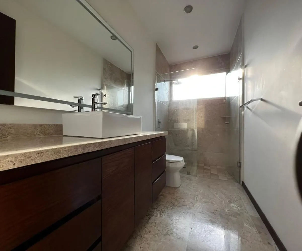 Casa En Venta,Jardines Universidad,Av Juan palomar y arias 1180, Zapopan, Jalisco 45136, 4 Habitaciones,6 Baños,Av Juan palomar y arias ,3,pKrDlya