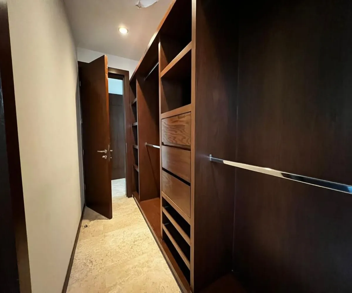 Casa En Venta,Jardines Universidad,Av Juan palomar y arias 1180, Zapopan, Jalisco 45136, 4 Habitaciones,6 Baños,Av Juan palomar y arias ,3,pKrDlya