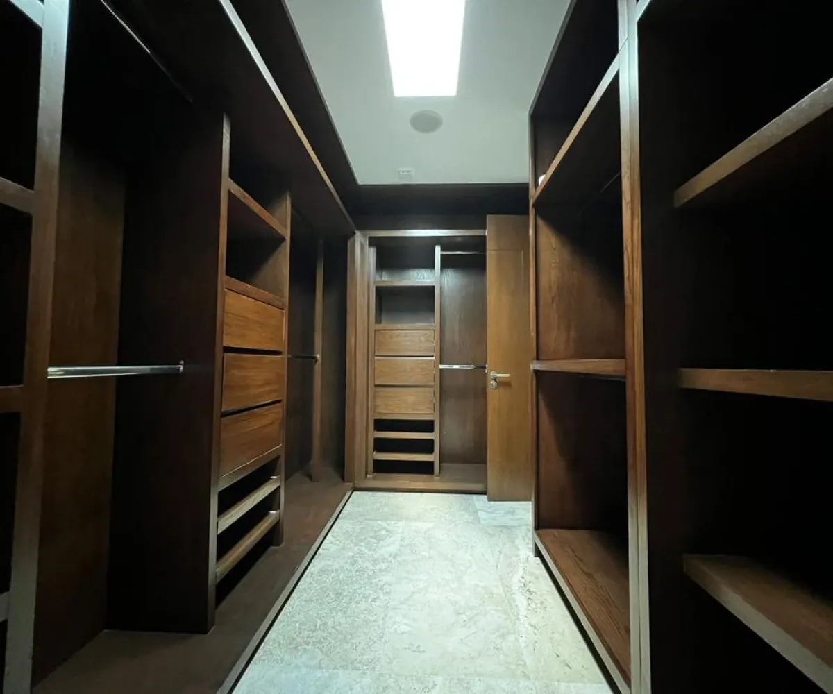 Casa En Venta,Jardines Universidad,Av Juan palomar y arias 1180, Zapopan, Jalisco 45136, 4 Habitaciones,6 Baños,Av Juan palomar y arias ,3,pKrDlya