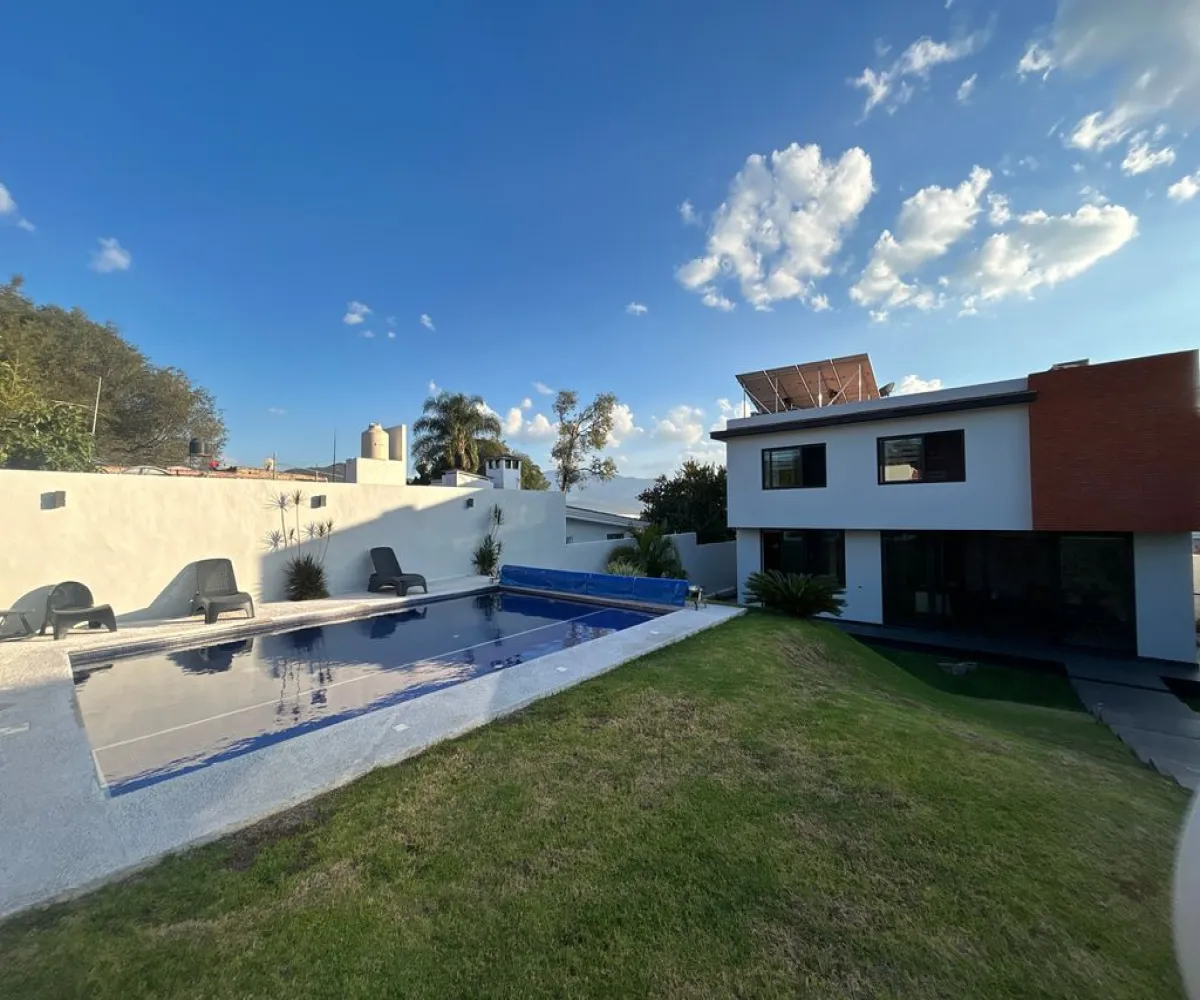 Casa En Venta,Lomas de Santa Anita,Paseo de la Colina Norte 47, Tlajomulco de Zúñiga, Jalisco 45645, 4 Habitaciones,4 Baños,Paseo de la Colina Norte,2,p4z6PPo