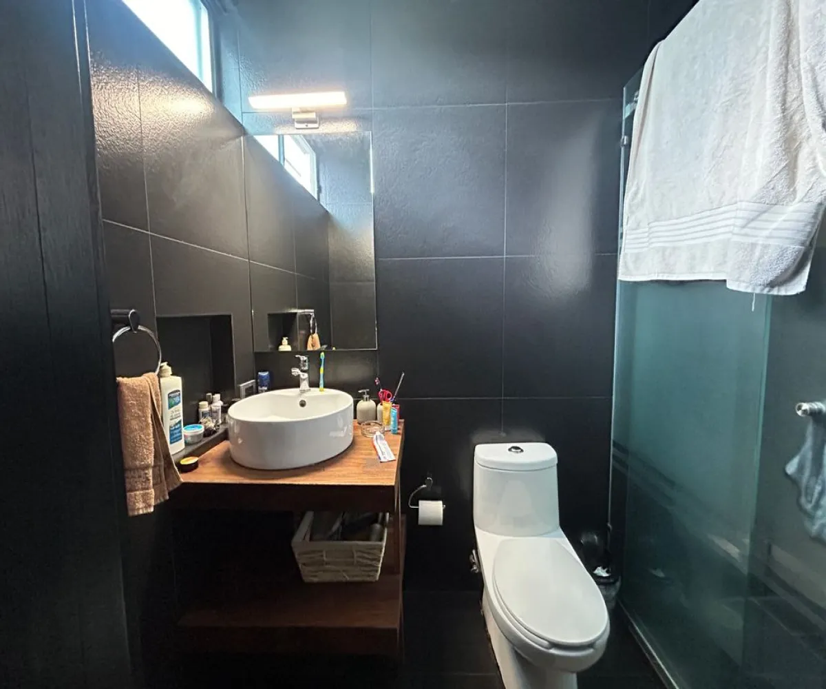 Casa En Venta,Lomas de Santa Anita,Paseo de la Colina Norte 47, Tlajomulco de Zúñiga, Jalisco 45645, 4 Habitaciones,4 Baños,Paseo de la Colina Norte,2,p4z6PPo