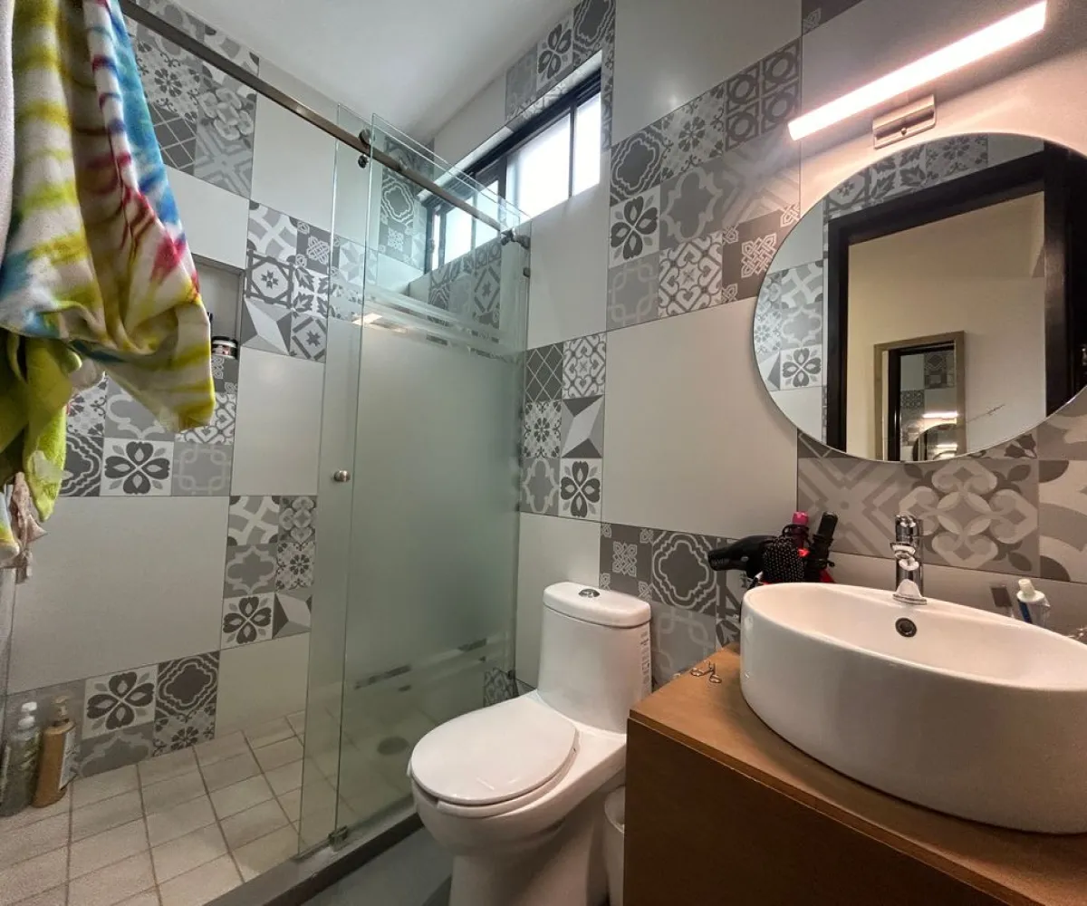 Casa En Venta,Lomas de Santa Anita,Paseo de la Colina Norte 47, Tlajomulco de Zúñiga, Jalisco 45645, 4 Habitaciones,4 Baños,Paseo de la Colina Norte,2,p4z6PPo