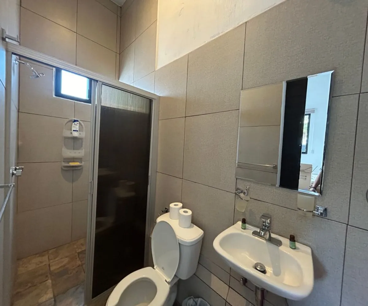 Casa En Venta,Lomas de Santa Anita,Paseo de la Colina Norte 47, Tlajomulco de Zúñiga, Jalisco 45645, 4 Habitaciones,4 Baños,Paseo de la Colina Norte,2,p4z6PPo