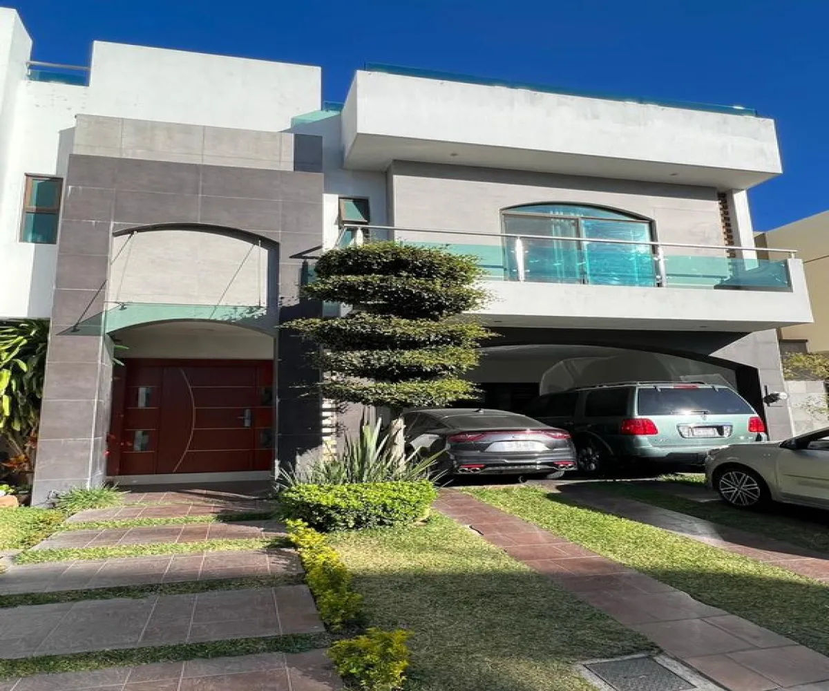 Casa En Venta,Vallarta Universidad,Avenida Juan Palomar y Arias 861 74, Zapopan, Jalisco 45110, 5 Habitaciones,4 Baños,Avenida Juan Palomar y Arias,3,pBm2bBS