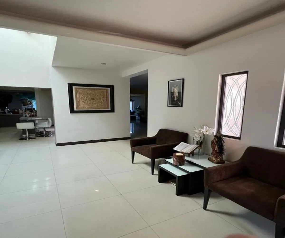 Casa En Venta,Vallarta Universidad,Avenida Juan Palomar y Arias 861 74, Zapopan, Jalisco 45110, 5 Habitaciones,4 Baños,Avenida Juan Palomar y Arias,3,pBm2bBS