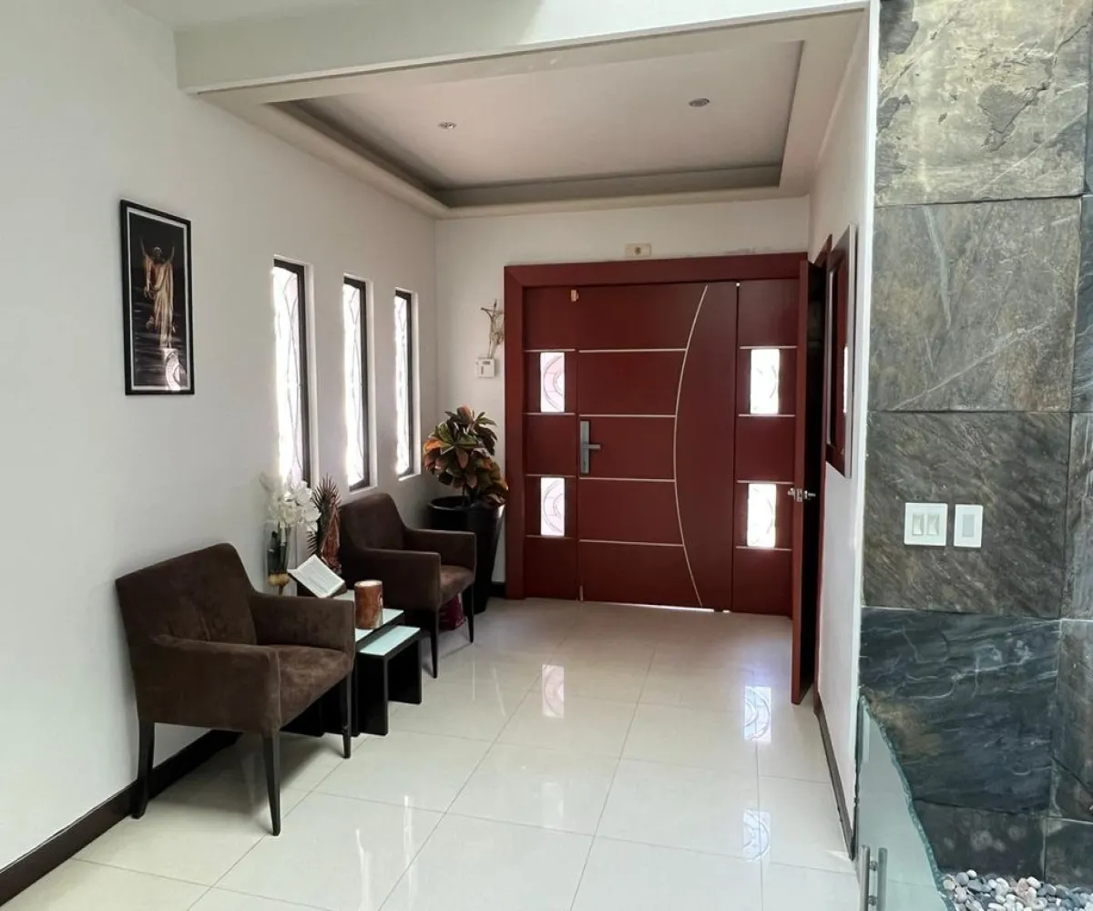 Casa En Venta,Vallarta Universidad,Avenida Juan Palomar y Arias 861 74, Zapopan, Jalisco 45110, 5 Habitaciones,4 Baños,Avenida Juan Palomar y Arias,3,pBm2bBS