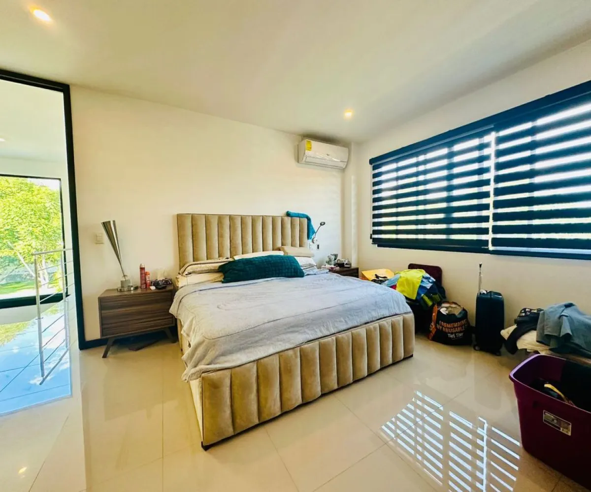 Casa En Venta,Santa Anita,Avenida Arbolada Bosques de Santa Anita 410, Tlajomulco de Zúñiga, Jalisco 45645, 3 Habitaciones,3 Baños,Avenida Arbolada Bosques de Santa Anita,2,peM8FS7