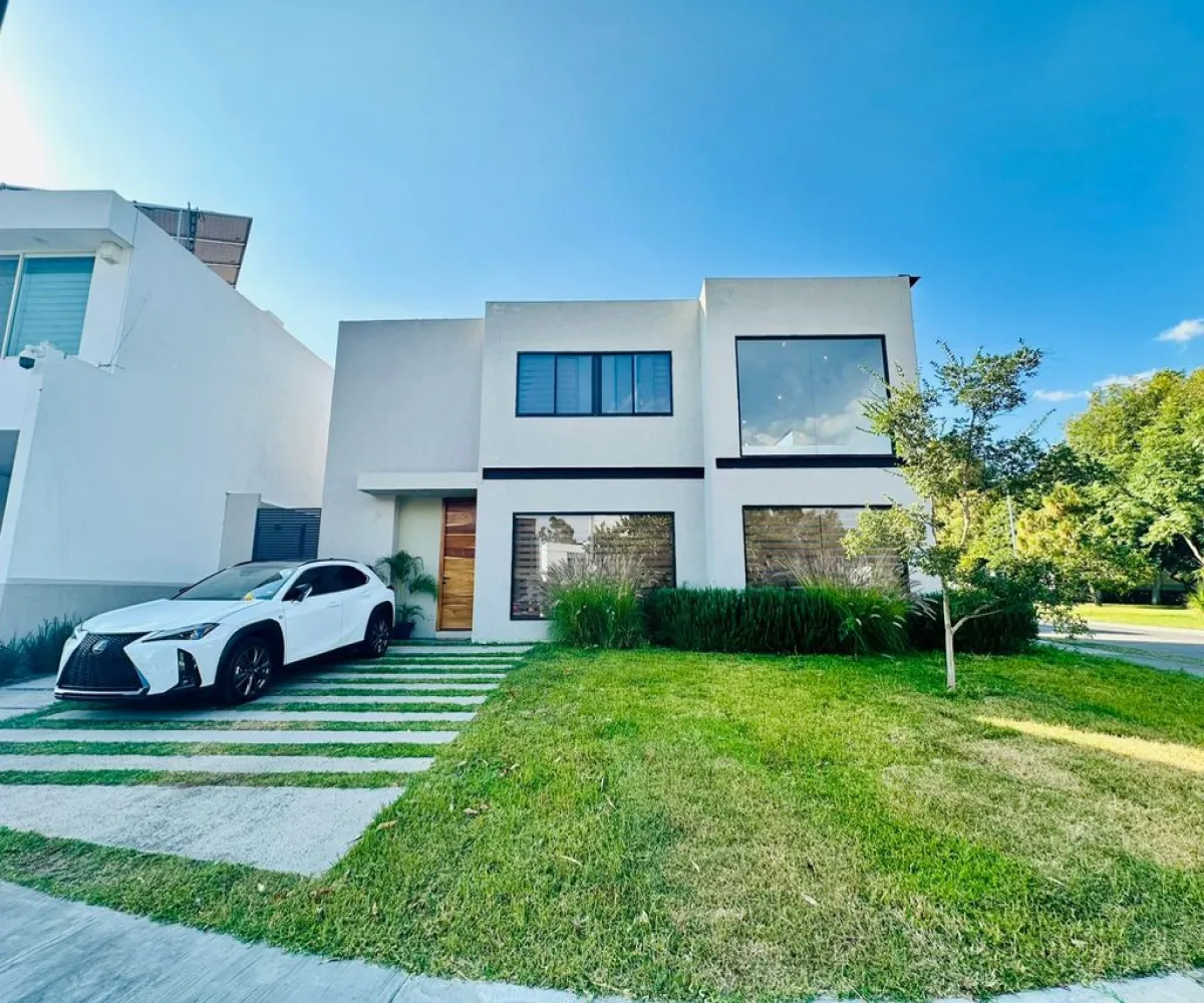 Casa En Venta,Santa Anita,Avenida Arbolada Bosques de Santa Anita 410, Tlajomulco de Zúñiga, Jalisco 45645, 3 Habitaciones,3 Baños,Avenida Arbolada Bosques de Santa Anita,2,peM8FS7