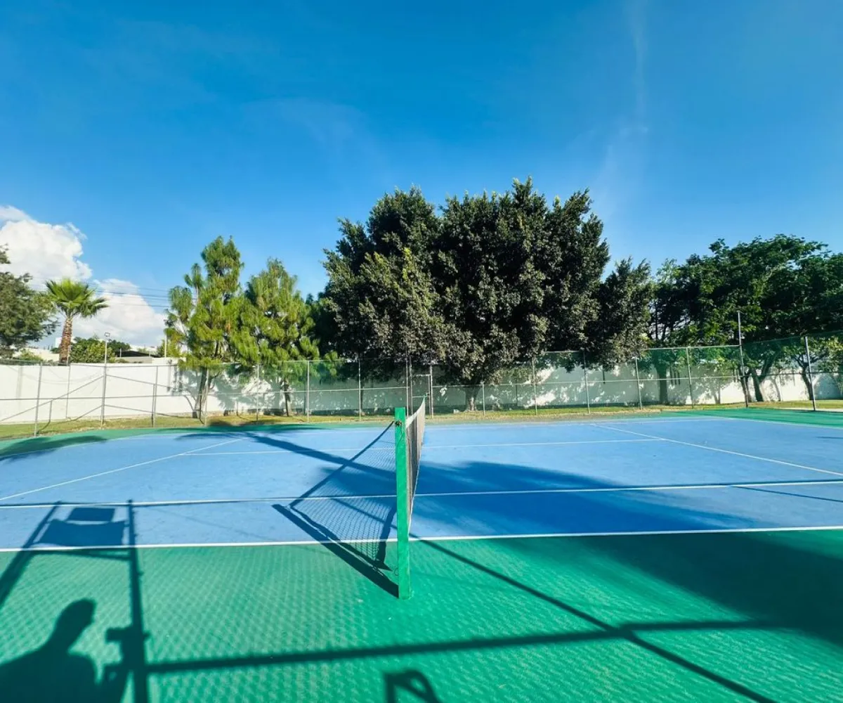 Casa En Venta,Santa Anita,Avenida Arbolada Bosques de Santa Anita 410, Tlajomulco de Zúñiga, Jalisco 45645, 3 Habitaciones,3 Baños,Avenida Arbolada Bosques de Santa Anita,2,peM8FS7