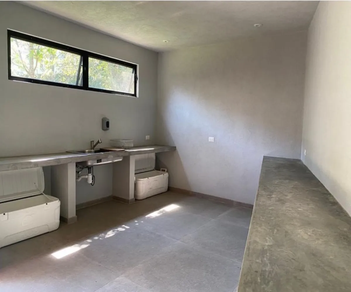 Local En Renta,Providencia ,Avenida Montevideo 2984, Guadalajara, Jalisco 44660,2 Baños,Avenida Montevideo,1,p7U6gk4