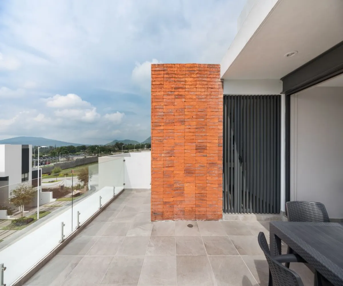 Casa En Venta,San Agustín,Av. Vuelo de las Grullas 200, Tlajomulco de Zúñiga, Jalisco 45645, 3 Habitaciones,3 Baños,Av. Vuelo de las Grullas ,2,ptxqLVi Casa En Venta,San Agustín,Av. Vuelo de las Grullas 200, Tlajomulco de Zúñiga, Jalisco 45645, 3 Habitaciones,3 Baños,Av. Vuelo de las Grullas ,2,ptxqLVi