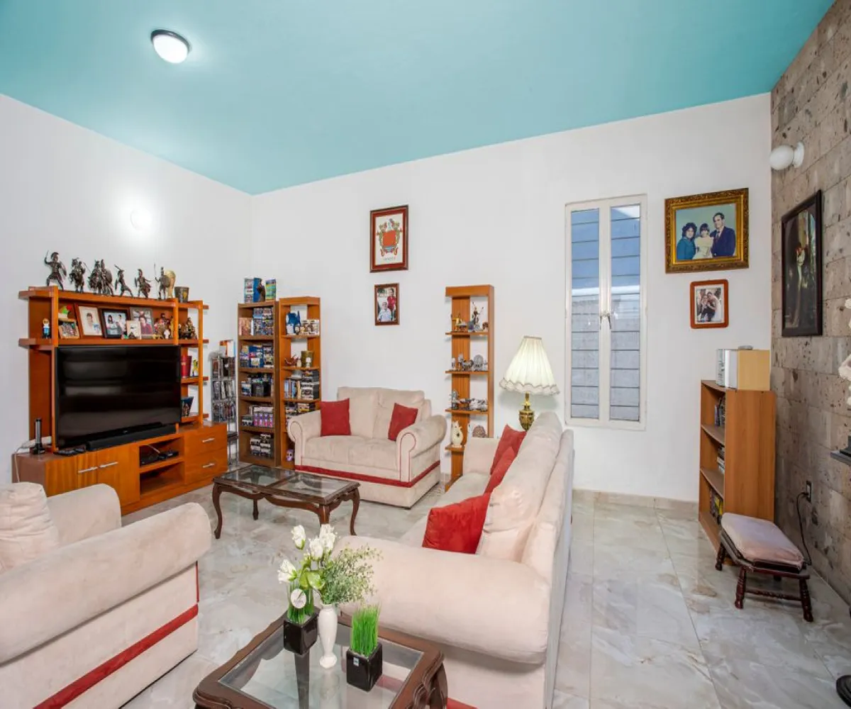 Casa En Venta,Valle Real,Paseo San Arturo Poniente 1284, Zapopan, Jalisco 45019, 5 Habitaciones,3 Baños,Paseo San Arturo Poniente,2,p2uaZ3I Casa En Venta,Valle Real,Paseo San Arturo Poniente 1284, Zapopan, Jalisco 45019, 5 Habitaciones,3 Baños,Paseo San Arturo Poniente,2,p2uaZ3I