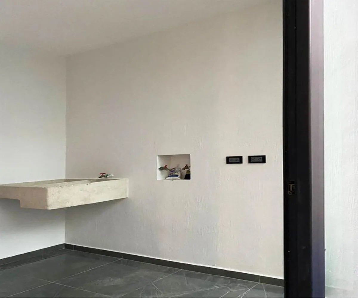 Casa En Venta,Colinas del Rey,Avenida Federalistas 1760, Zapopan, Jalisco 45134, 3 Habitaciones,4 Baños,Avenida Federalistas,2,pLosLG4 Casa En Venta,Colinas del Rey,Avenida Federalistas 1760, Zapopan, Jalisco 45134, 3 Habitaciones,4 Baños,Avenida Federalistas,2,pLosLG4