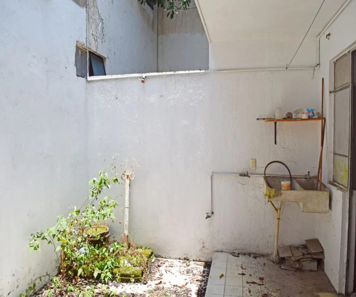 Edificio En Venta,Vallarta,Avenida de los Arcos 2353, Guadalajara, Jalisco 44690,10 Baños,Avenida de los Arcos,2,pBt7W2W