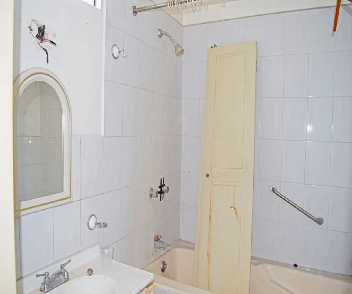 Edificio En Venta,Vallarta,Avenida de los Arcos 2353, Guadalajara, Jalisco 44690,10 Baños,Avenida de los Arcos,2,pBt7W2W