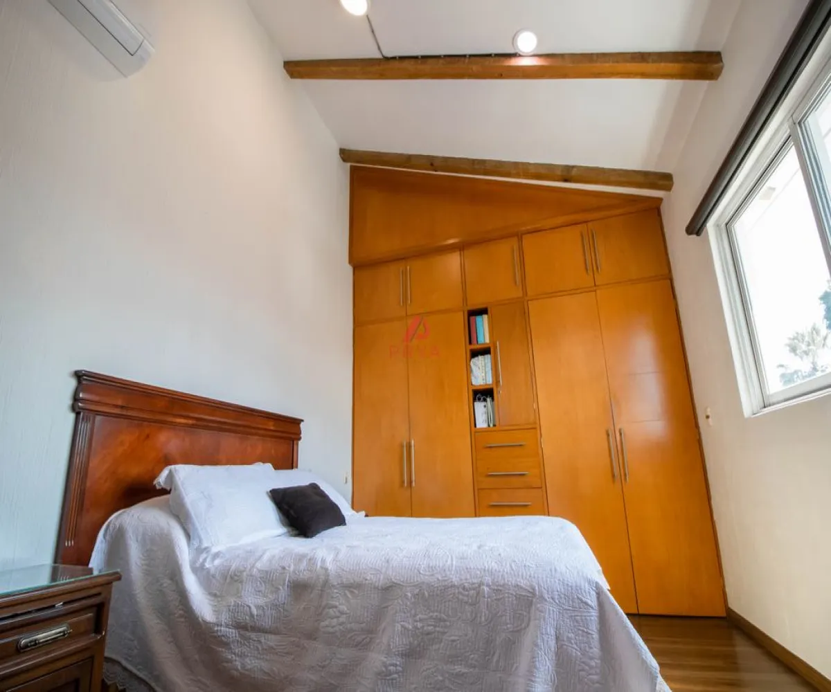 Casa En Venta,Jardín Real,coto 3 34, Zapopan, Jalisco 45136, 5 Habitaciones,4 Baños,coto 3,1,p8Gy7MU Casa En Venta,Jardín Real,coto 3 34, Zapopan, Jalisco 45136, 5 Habitaciones,4 Baños,coto 3,1,p8Gy7MU