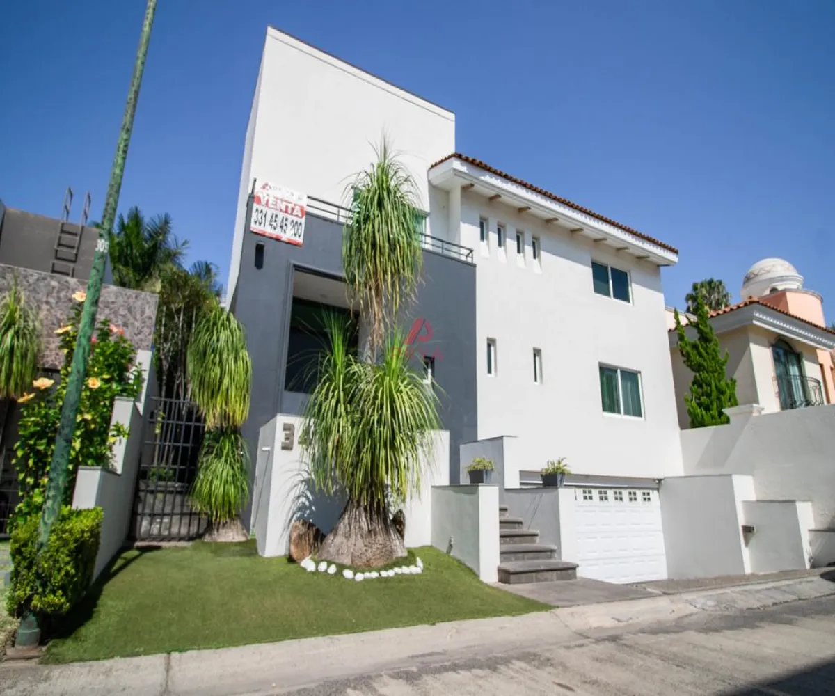 Casa En Venta,Jardín Real,coto 3 34, Zapopan, Jalisco 45136, 5 Habitaciones,4 Baños,coto 3,1,p8Gy7MU Casa En Venta,Jardín Real,coto 3 34, Zapopan, Jalisco 45136, 5 Habitaciones,4 Baños,coto 3,1,p8Gy7MU