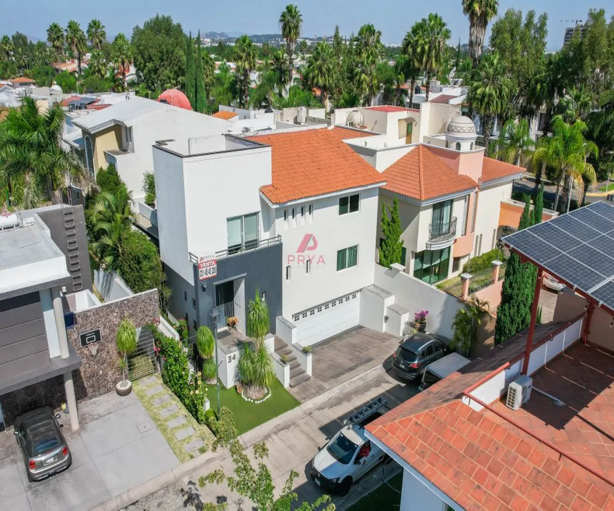 Casa En Venta,Jardín Real,coto 3 34, Zapopan, Jalisco 45136, 5 Habitaciones,4 Baños,coto 3,1,p8Gy7MU Casa En Venta,Jardín Real,coto 3 34, Zapopan, Jalisco 45136, 5 Habitaciones,4 Baños,coto 3,1,p8Gy7MU