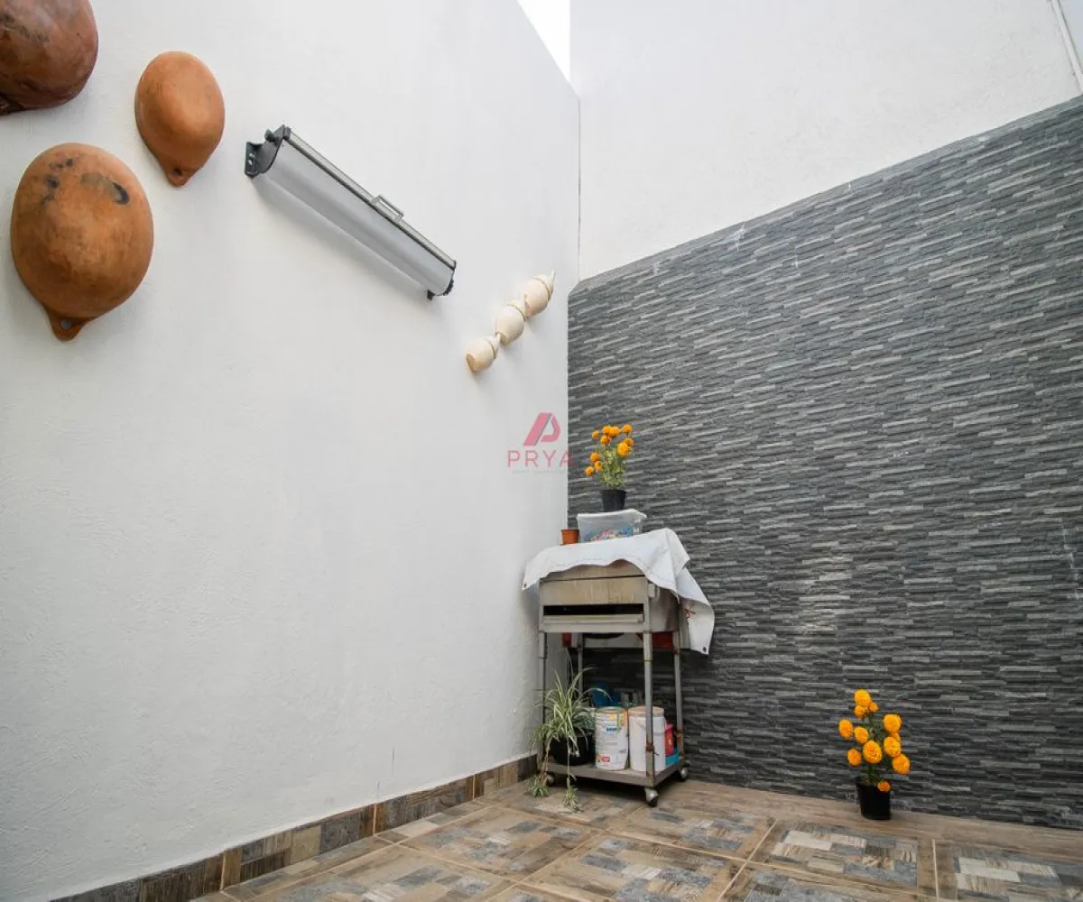 Casa En Venta,JARDINES DEL VALLE ,Circuito Santa Fe 227, Zapopan, Jalisco 45138, 4 Habitaciones,3 Baños,Circuito Santa Fe,1,pKL1YhK Casa En Venta,JARDINES DEL VALLE ,Circuito Santa Fe 227, Zapopan, Jalisco 45138, 4 Habitaciones,3 Baños,Circuito Santa Fe,1,pKL1YhK