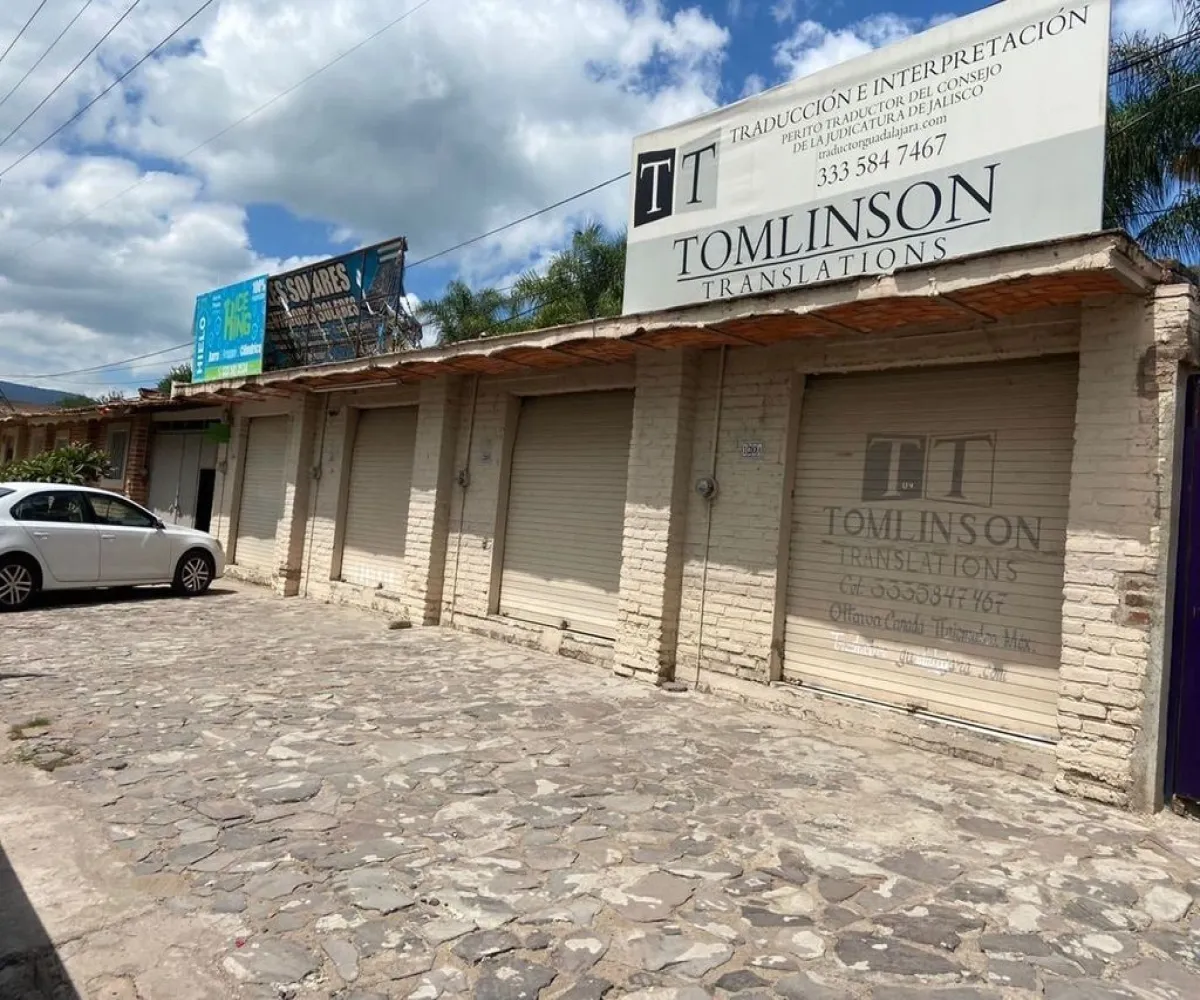Local En Venta,Centro,Privada Pedro Parra Centeno 120, Tlajomulco de Zúñiga, Jalisco 45640,8 Baños,Privada Pedro Parra Centeno,1,pyQIqdO