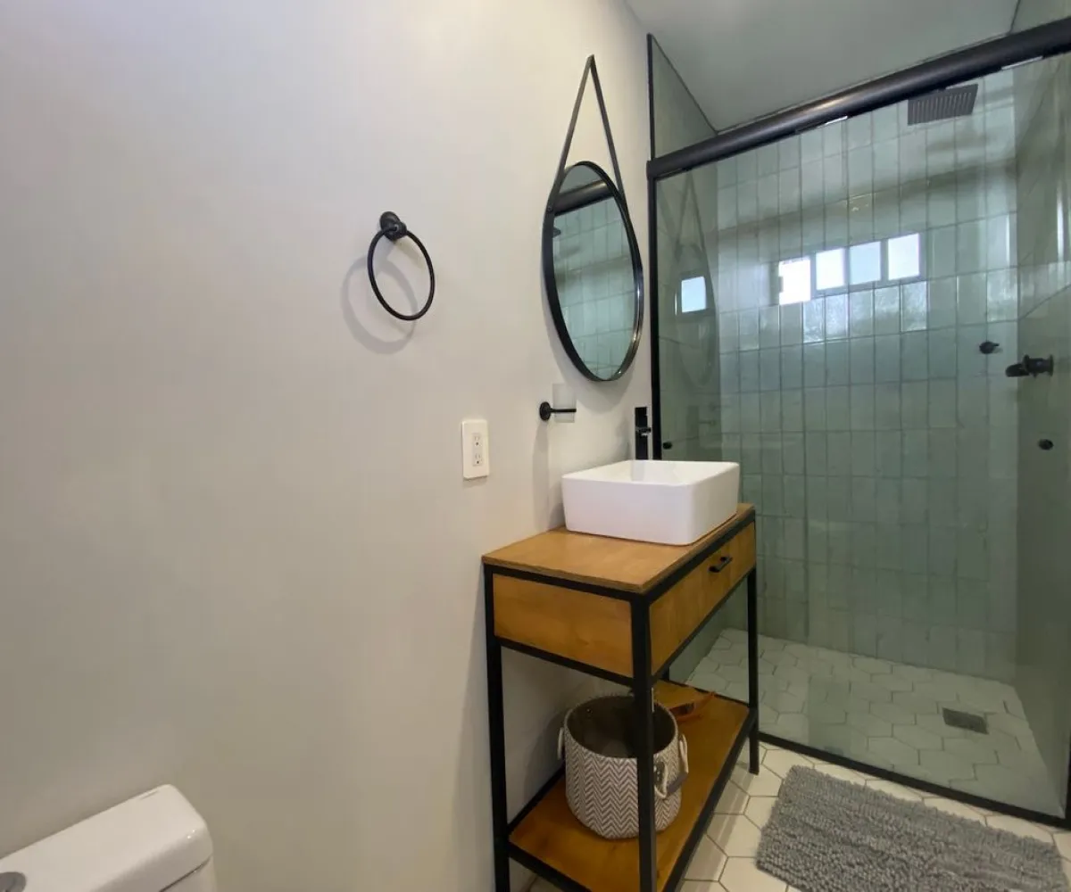 Casa En Venta,Ajijic Centro,Quinta Maria (Carretera Chapala - Jocotepec) 626, Chapala, Jalisco 45925, 4 Habitaciones,4 Baños,Quinta Maria (Carretera Chapala - Jocotepec),2,pmSlQQY