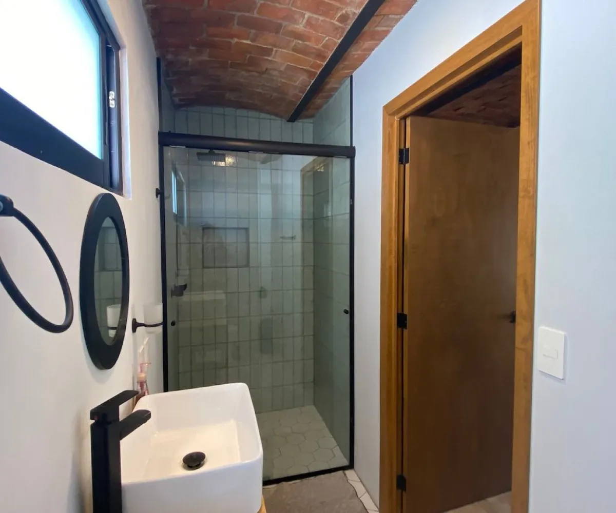 Casa En Venta,Ajijic Centro,Quinta Maria (Carretera Chapala - Jocotepec) 626, Chapala, Jalisco 45925, 4 Habitaciones,4 Baños,Quinta Maria (Carretera Chapala - Jocotepec),2,pmSlQQY