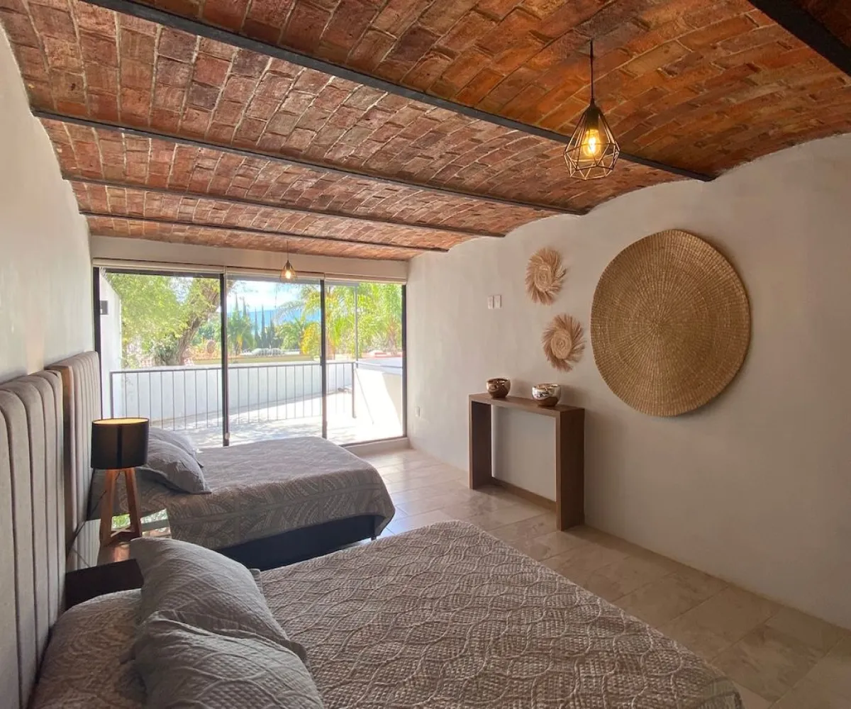 Casa En Venta,Ajijic Centro,Quinta Maria (Carretera Chapala - Jocotepec) 626, Chapala, Jalisco 45925, 4 Habitaciones,4 Baños,Quinta Maria (Carretera Chapala - Jocotepec),2,pmSlQQY