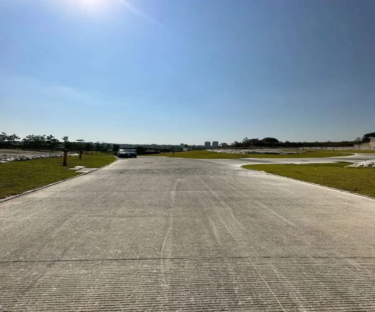 Terreno En Venta,Vallarta Universidad,Avenida Universidad 1680, Zapopan, Jalisco 45110,Avenida Universidad ,p2jBvOY Terreno En Venta,Vallarta Universidad,Avenida Universidad 1680, Zapopan, Jalisco 45110,Avenida Universidad ,p2jBvOY