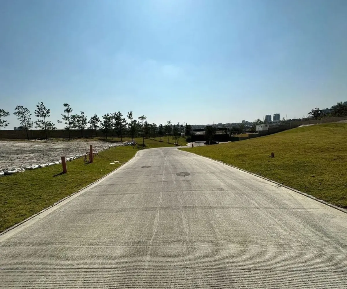 Terreno En Venta,Vallarta Universidad,Avenida Universidad 1680, Zapopan, Jalisco 45110,Avenida Universidad ,p2jBvOY Terreno En Venta,Vallarta Universidad,Avenida Universidad 1680, Zapopan, Jalisco 45110,Avenida Universidad ,p2jBvOY