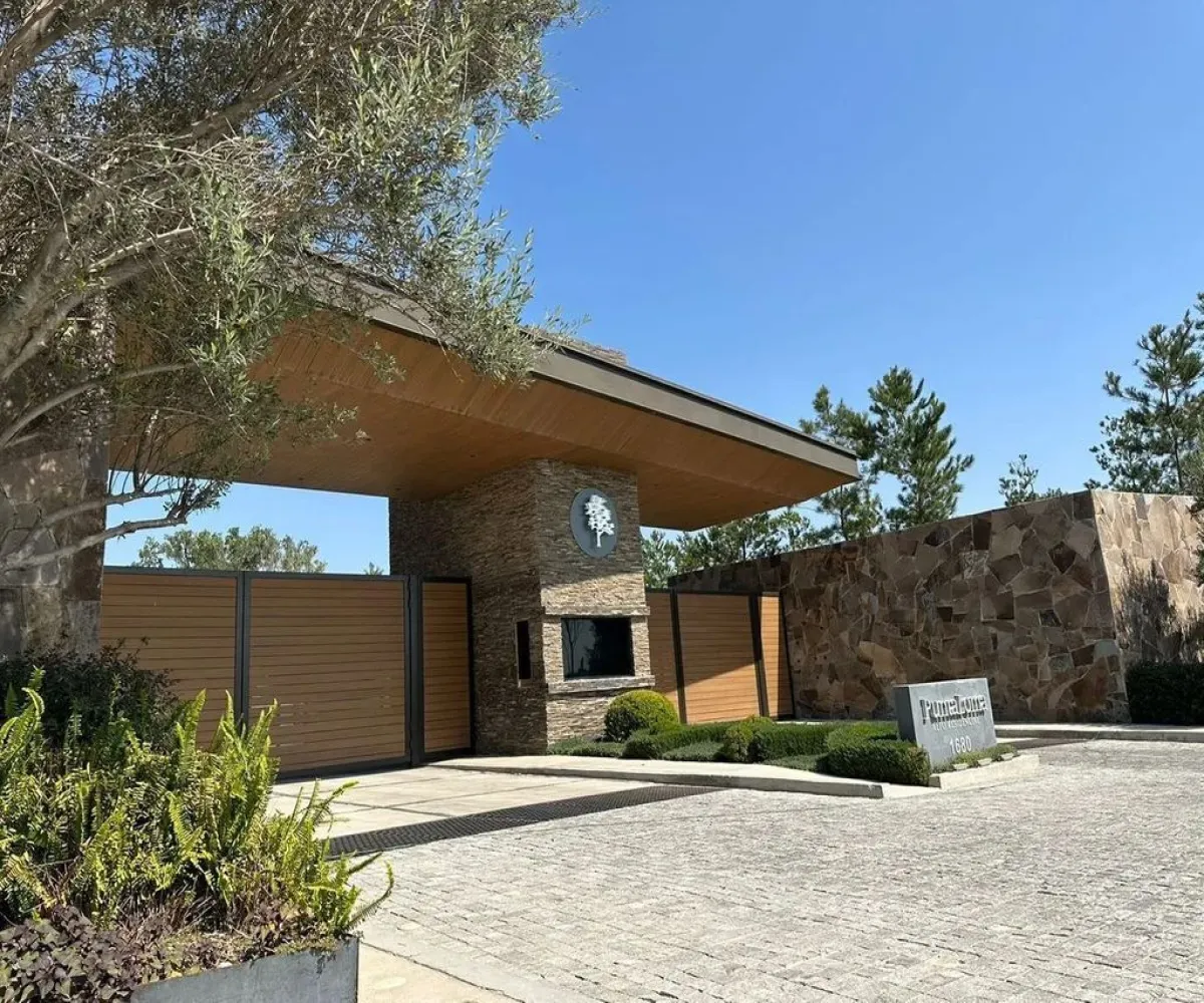 Terreno En Venta,Vallarta Universidad,Avenida Universidad 1680, Zapopan, Jalisco 45110,Avenida Universidad ,p2jBvOY Terreno En Venta,Vallarta Universidad,Avenida Universidad 1680, Zapopan, Jalisco 45110,Avenida Universidad ,p2jBvOY