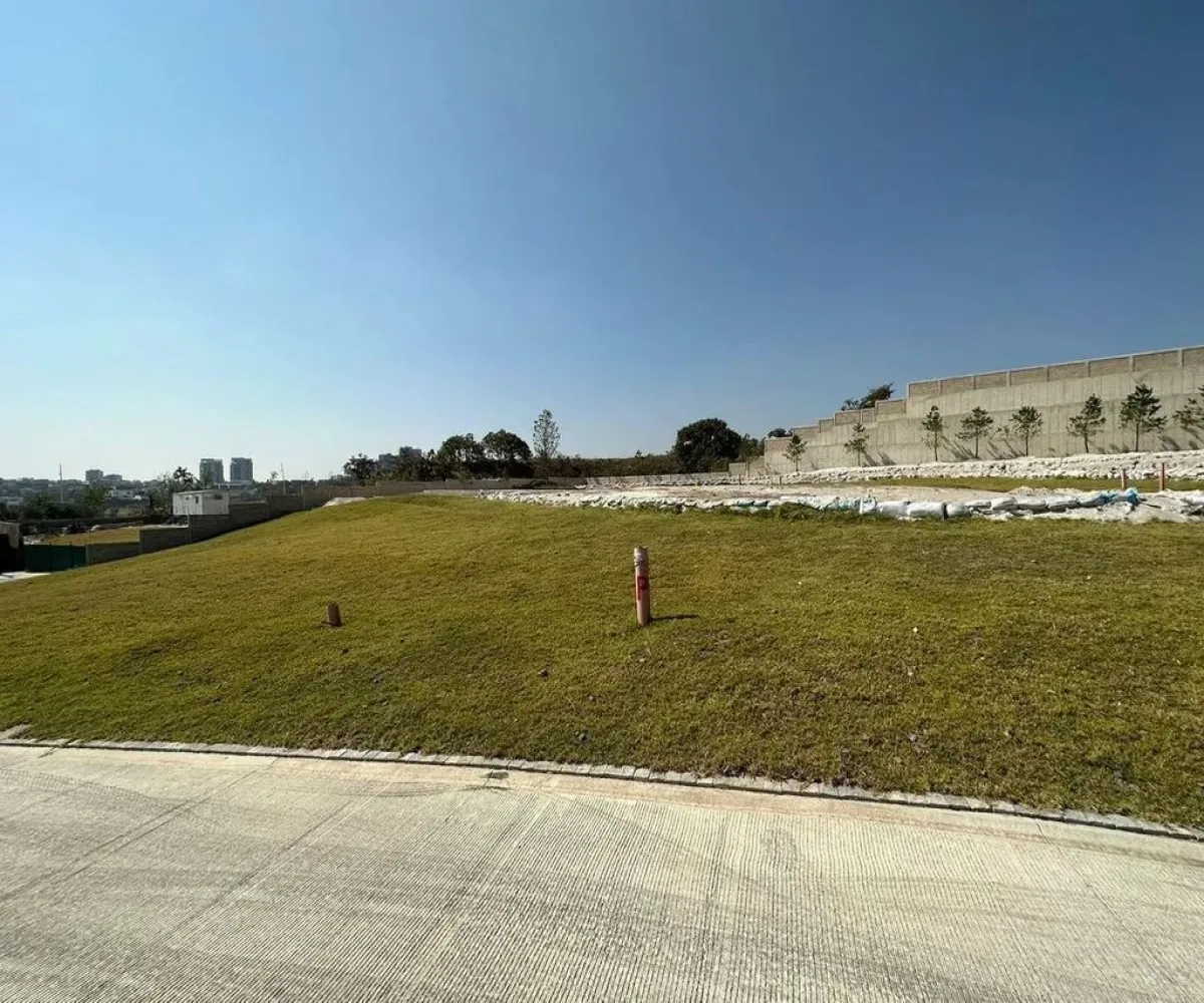 Terreno En Venta,Vallarta Universidad,Avenida Universidad 1680, Zapopan, Jalisco 45110,Avenida Universidad ,p2jBvOY Terreno En Venta,Vallarta Universidad,Avenida Universidad 1680, Zapopan, Jalisco 45110,Avenida Universidad ,p2jBvOY