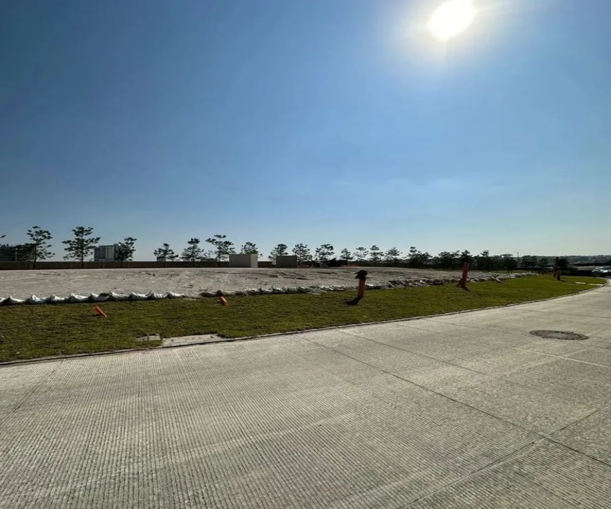 Terreno En Venta,Vallarta Universidad,Avenida Universidad 1680, Zapopan, Jalisco 45110,Avenida Universidad ,p2jBvOY Terreno En Venta,Vallarta Universidad,Avenida Universidad 1680, Zapopan, Jalisco 45110,Avenida Universidad ,p2jBvOY