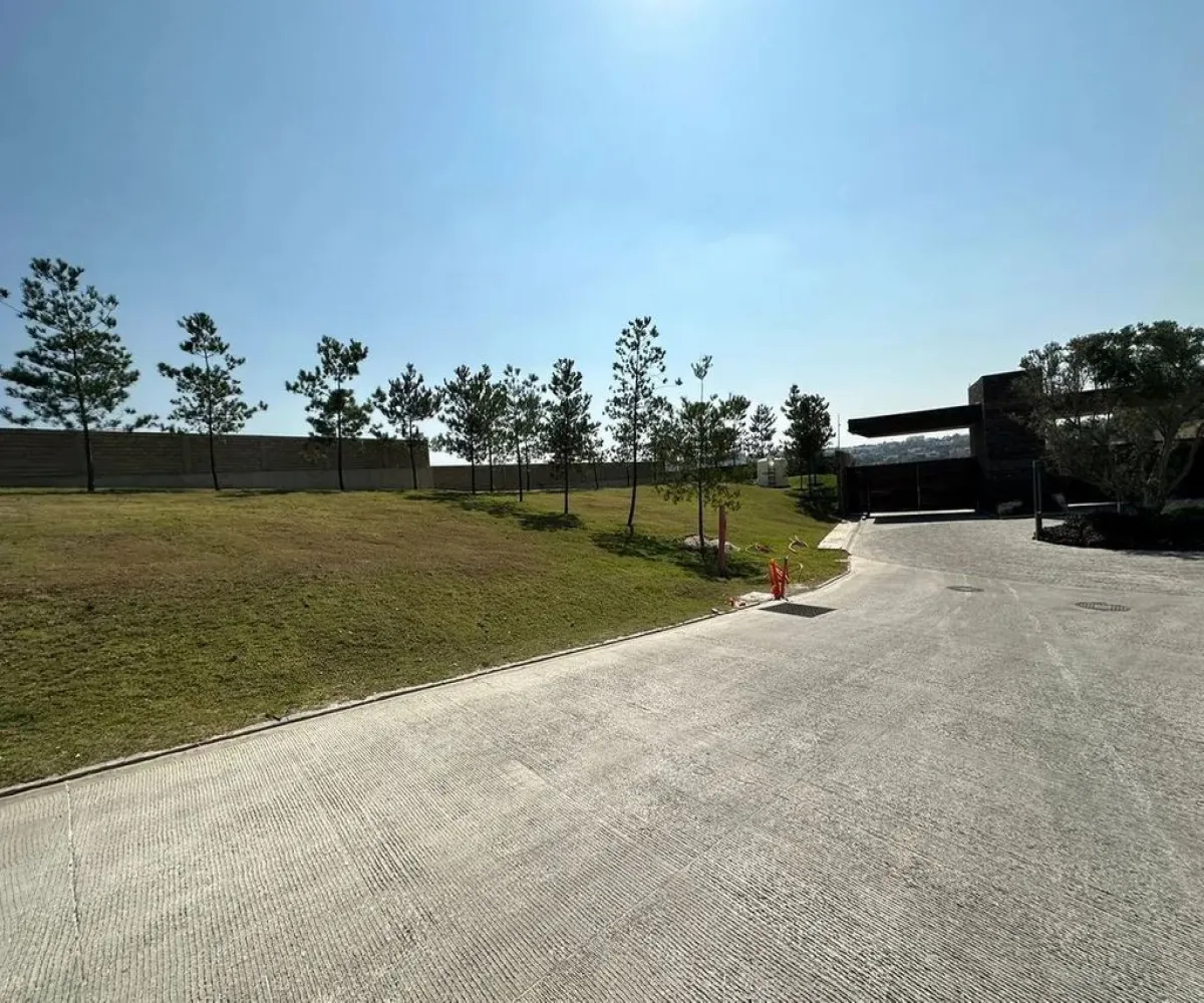 Terreno En Venta,Vallarta Universidad,Avenida Universidad 1680, Zapopan, Jalisco 45110,Avenida Universidad ,p2jBvOY Terreno En Venta,Vallarta Universidad,Avenida Universidad 1680, Zapopan, Jalisco 45110,Avenida Universidad ,p2jBvOY